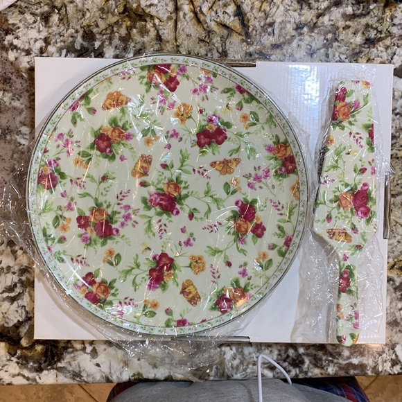Royal Albert SOC Spring Chintz Cake Plate & Server, NIB, beautiful piece - Picture 5 of 14